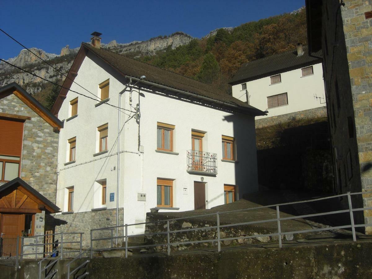 Vivienda Lanzon Villa Salinas de Bielsa ภายนอก รูปภาพ